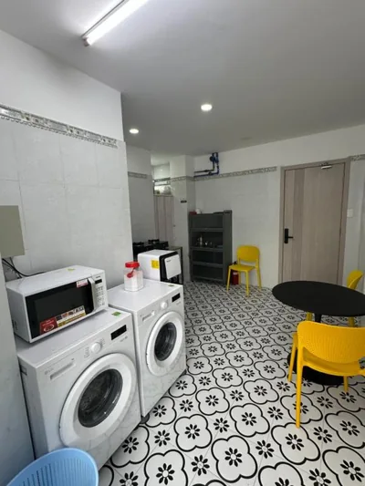 Toà nhà - P402 căn hộ mini Trung tâm thành phố HCM – Fotos 4